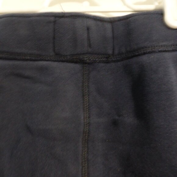 ABERCROMBIE KIDS | small | Navy Sweatshorts | Stretchy Waistband and Drawstring - Picture 9 of 14